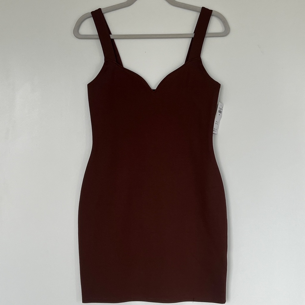 Elegant Brown Sleeveless Dress